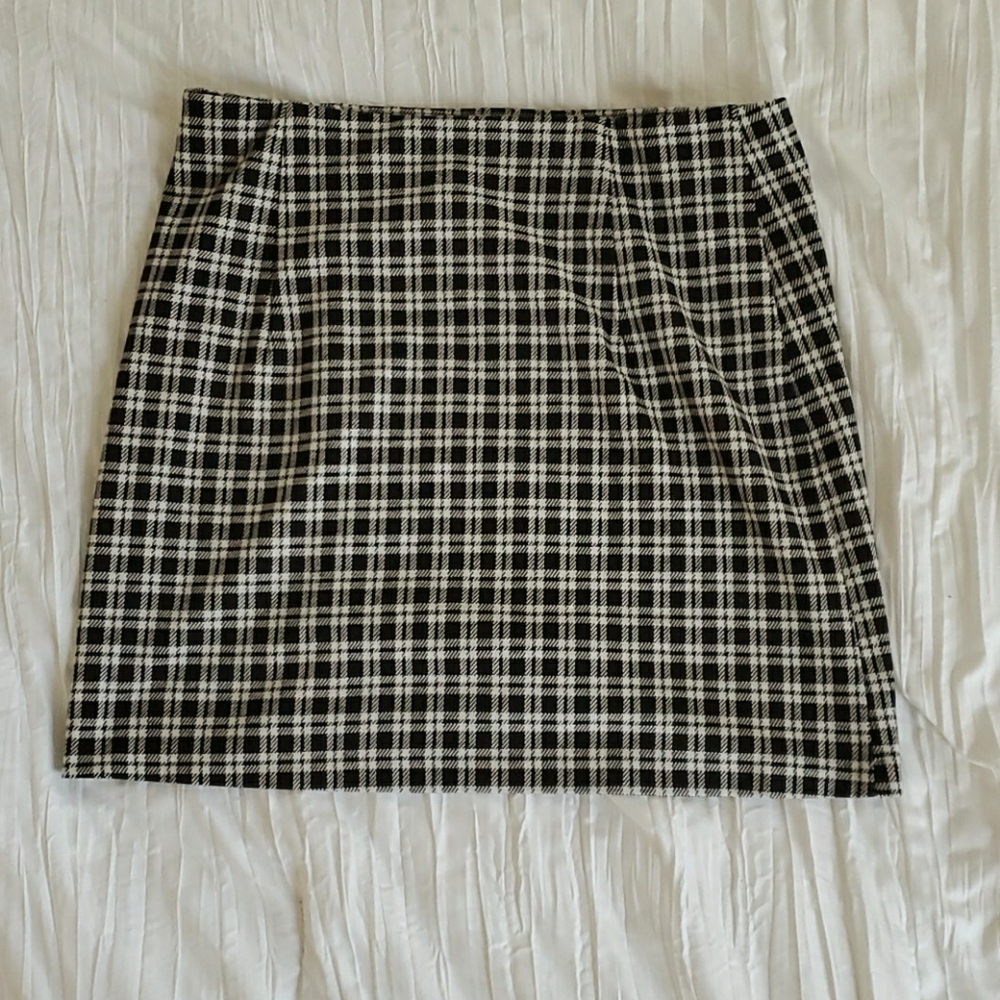 Black plaid mini skirt